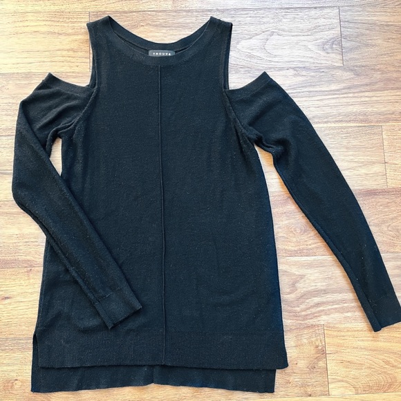 Trouvé cold shoulder long sleeve top - Picture 3 of 4